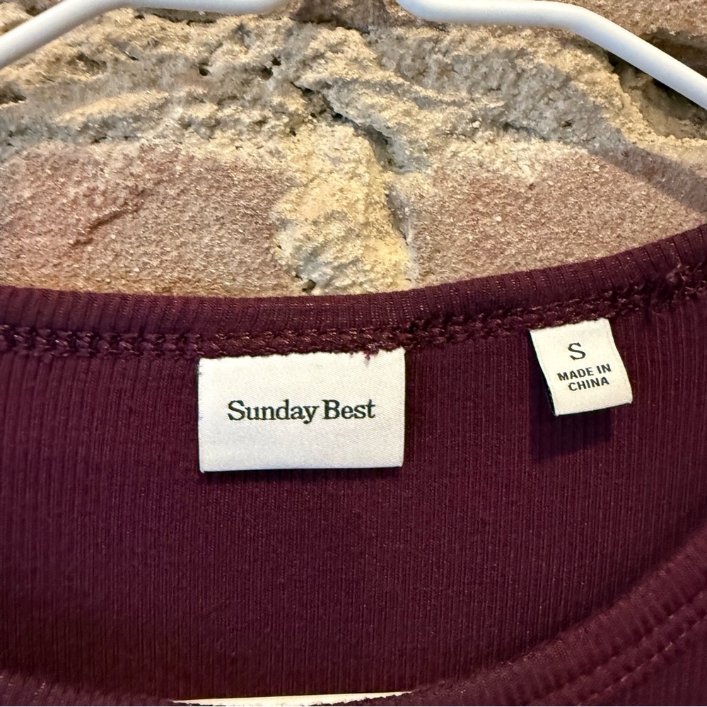 Sunday Best Burgundy Fitted Crop Top - Picture 2 of 2